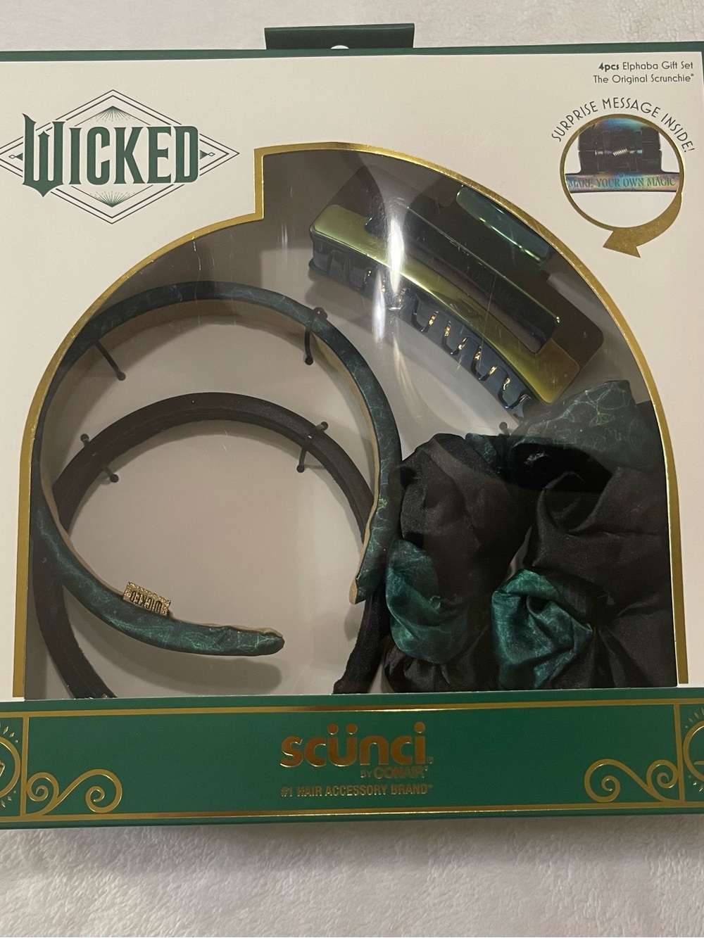 Wicked Scunci Emerald Green Hair Accessory Set with Clip and Scrunchies Elphaba